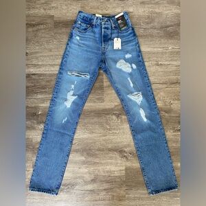 MSRP $118 NWT 24x32 High Rise Levi’s Original Fit 501 Jeans in Hits Different